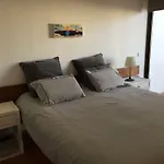 Charmosous Flat אלבופיירה