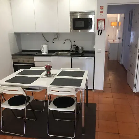 Apartment Charmosous Flat