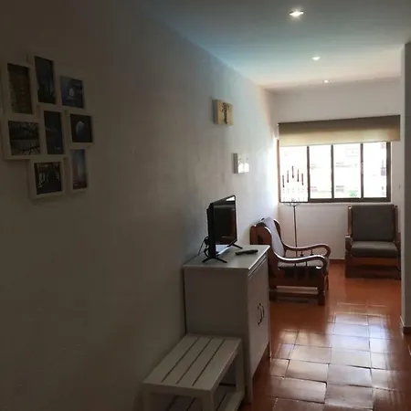 Apartment Charmosous Flat